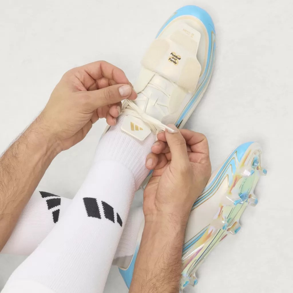 Бутcы профессиональные Adidas F50 Hyperfast Messi Elite FG